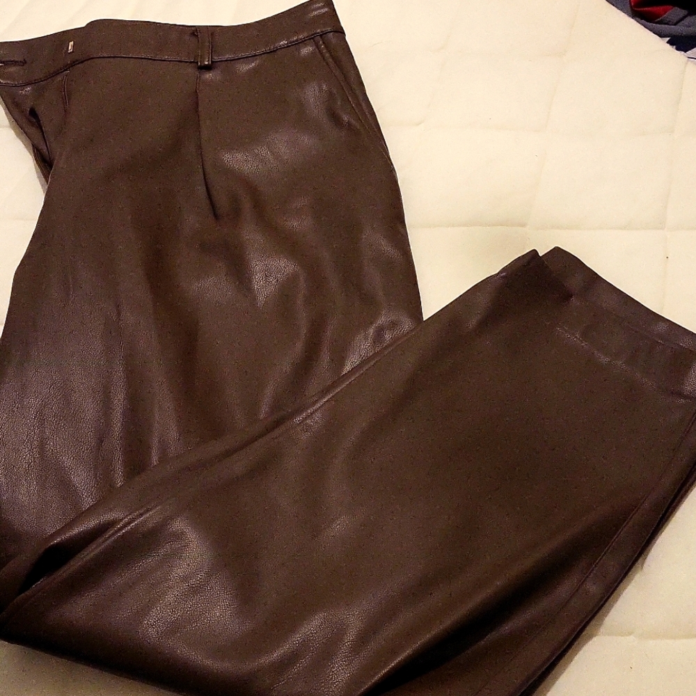 Calvin Klein Pants Size 8 - image 3